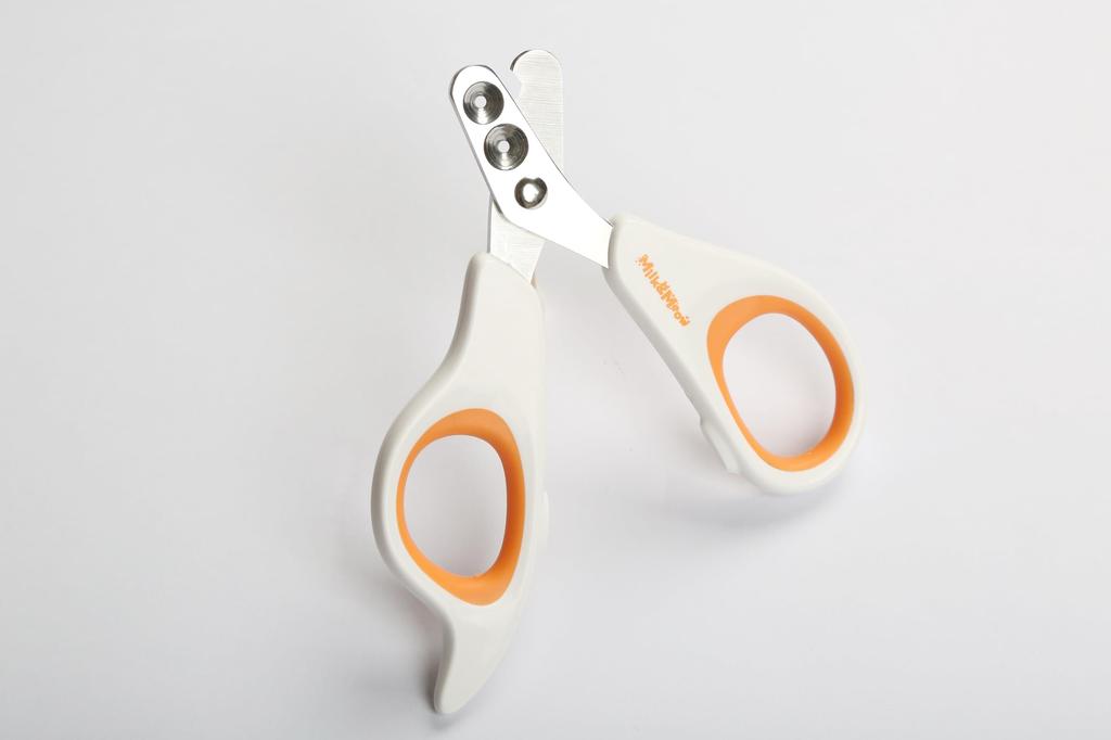 Когти для кошек Milk Meow предотвращают глубокую ломкость. Рекомендуется для нержавеющей стали. Поставляется с отверстиями диаметром 2 мм, чтобы соответствовать росту когтей мелких животных: от котят до взрослых кошек и т. д.