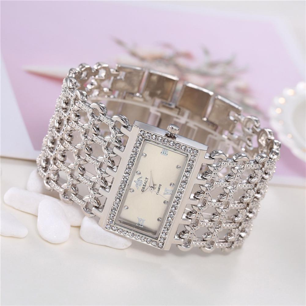 Женские кварцевые часы с широким ремешком