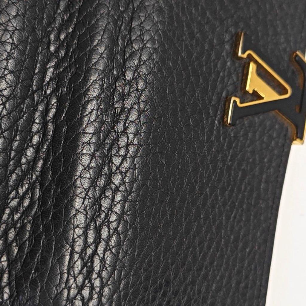 [Pre-Owned] Louis Vuitton Capucines Compact Wallet 'Black Taurillon Leather' - Good #1T15QW5