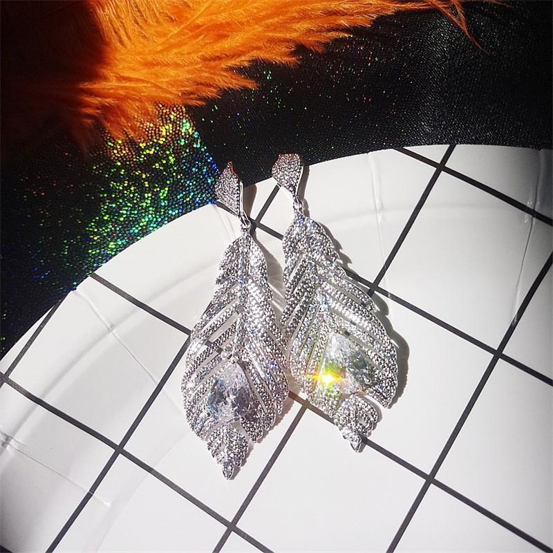 Micro Pave Cubic Zirconia Leaf Pendant Earrings Silver Needle White Feather Earring Water Drop Dangle Jewelry Fashion Eardrop