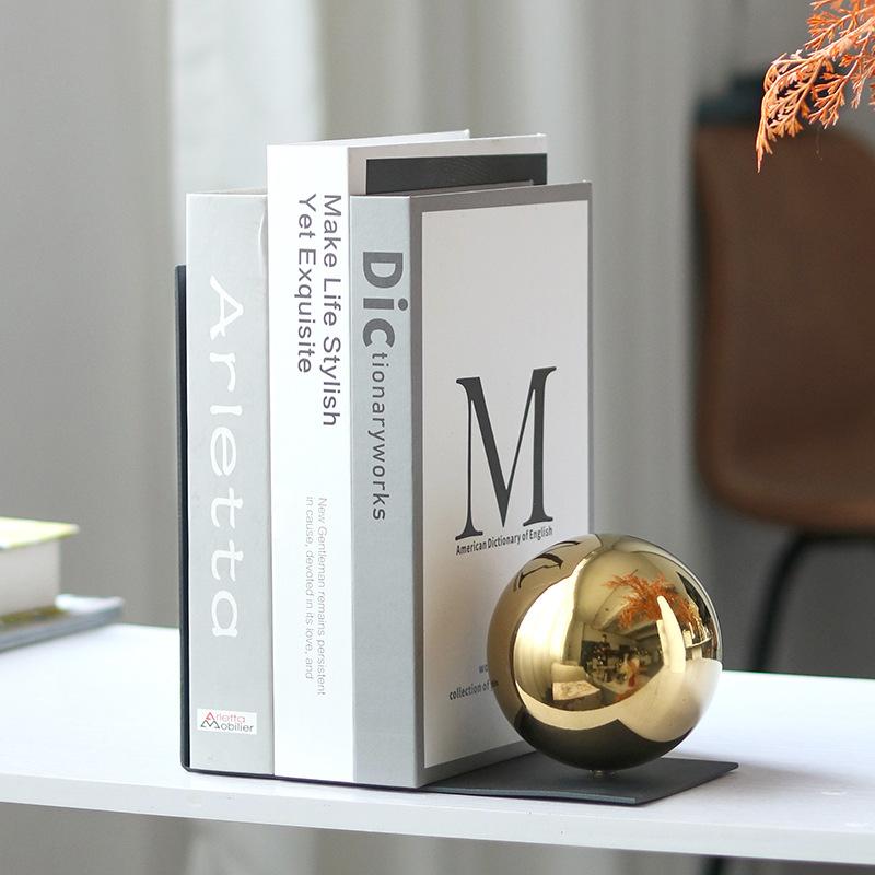Простые современные подставки для книг, украшения для книжных полок, входная гостиная, винный шкаф, тумба под телевизор, офисное освещение, роскошная модель, украшения для комнаты