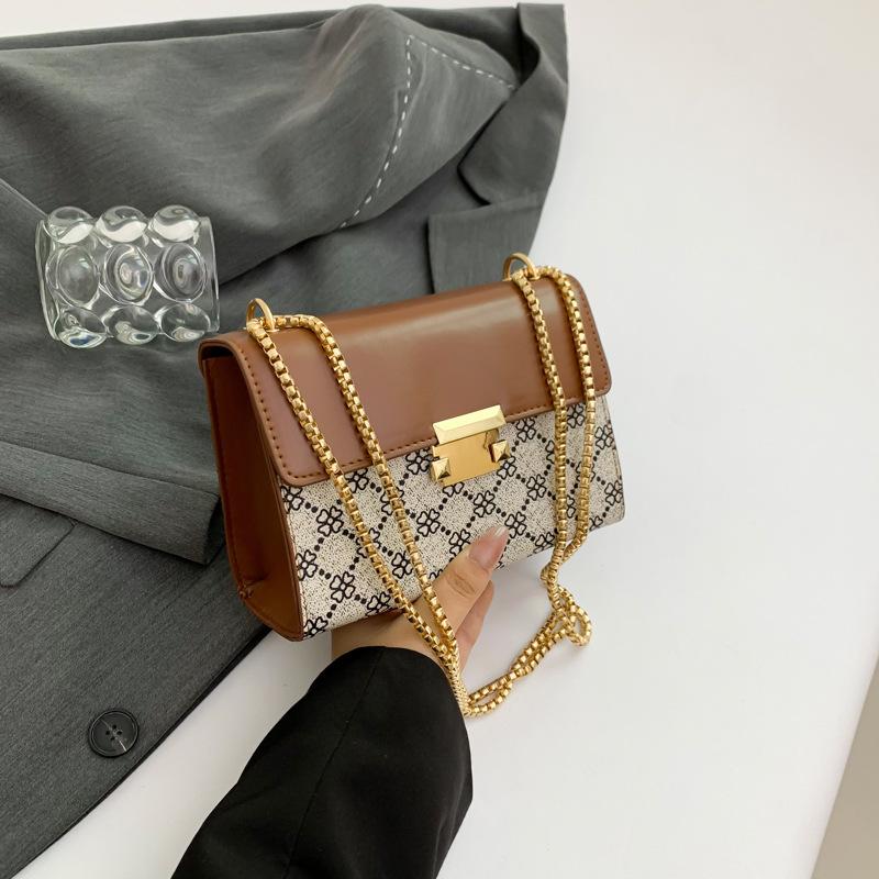 Ретро мода красивая цепочка маленькая квадратная сумка 2024 лето новая популярная простая индивидуальная сумка через плечо женская