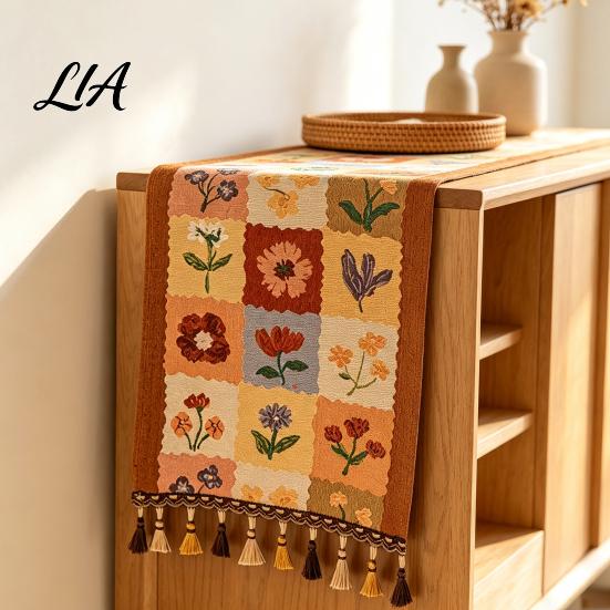Modern American Home Decor Vintage Floral Jacquard Table Runner, Decorative Scarf with Tassels, Washable Elegant Accessories Cover Cloth for