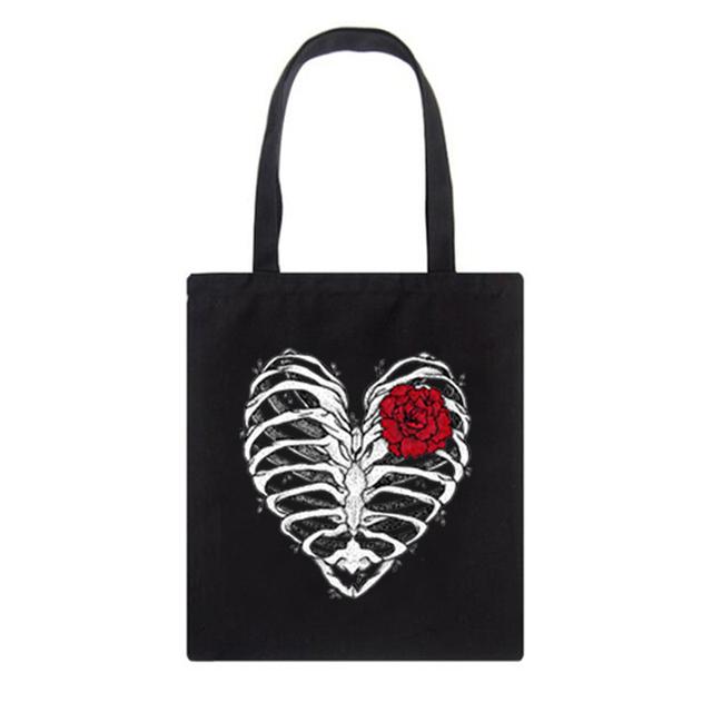 Черная готическая аниме холщовая сумка с принтом черепа и костей, повседневная сумка Ulzzang большой емкости Kawaii, женская сумка на плечо в стиле панк, хип-хоп, сумка-шоппер