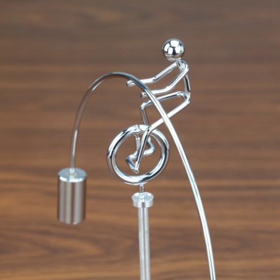 Украшение для одноколесного велосипеда, физическое равновесие, игрушка, балансировка металла, вращающийся маленький человечек, украшение для домашнего офиса, рабочего стола, день рождения