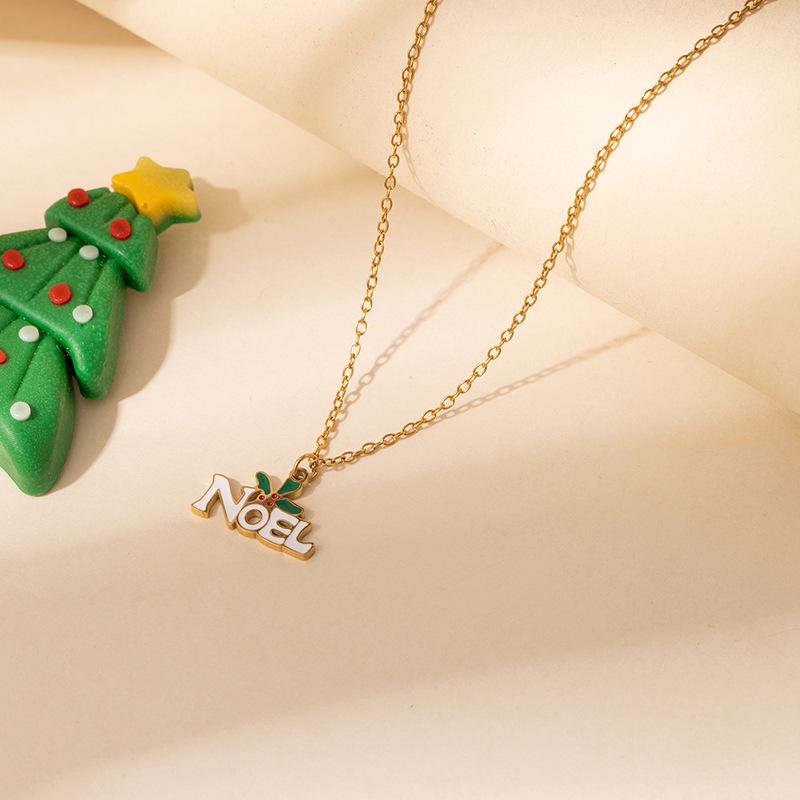 European & American Christmas Bell Tag Pendant Necklace - Non-fading Titanium Steel Clavicle Chain, New Style.