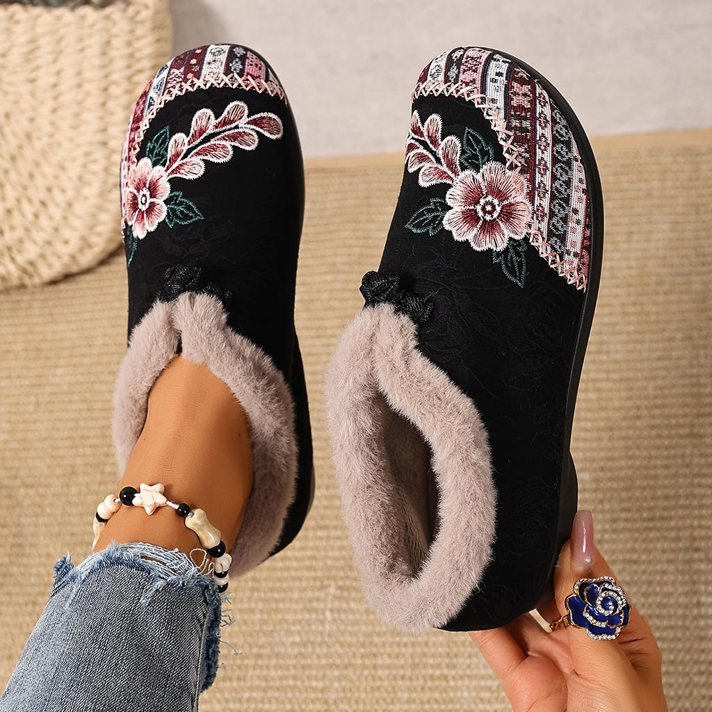Shoes, Cotton Shoes, Embroidered Bags, Heels, Middle-aged and Elderly Woolen Shoes, Warm Ethnic Style, Comfortable Soft-soled Mother Cotton Shoes
