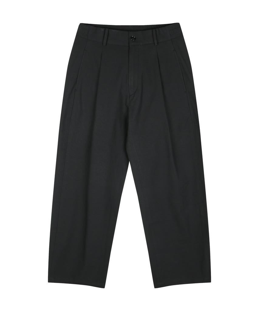 YOUNEEDGARMENTS One-Pleat Volume Pants (Black)