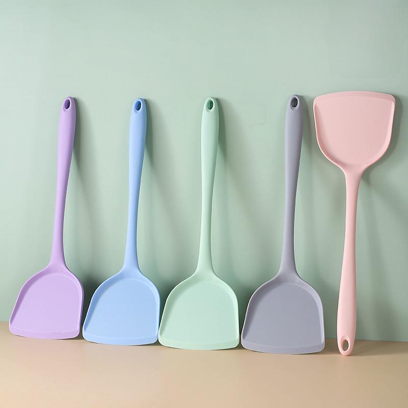 Силиконовая лопатка, устойчивая к высоким температурам, для приготовления и жарки - кухонная утварь с антипригарным покрытием