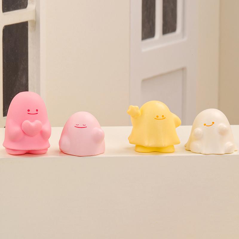 Милый мультфильм Мини Хэллоуин Красочные призрак Миниатюрные фигурки Настольный автомобиль Микро Пейзаж Украшения для дома Украшения Аксессуары