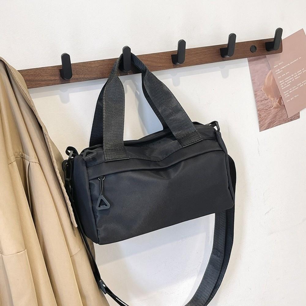 Large Capacity Nylon Crossbody Bag Adjustable Strap Tote Bag Lightweight Small Gym Bags Travel