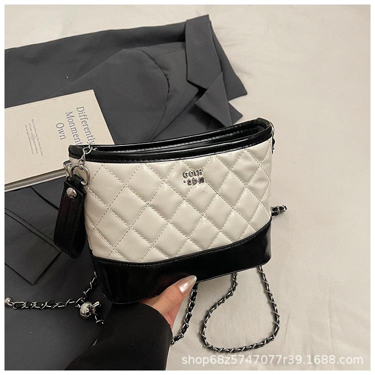 2025 New Small Fragrance Style One-shoulder Cross-body Bag Fashion Diamond Check Chain Bucket Bag Women's Trendy Commuting High-end Sense Women's Bag