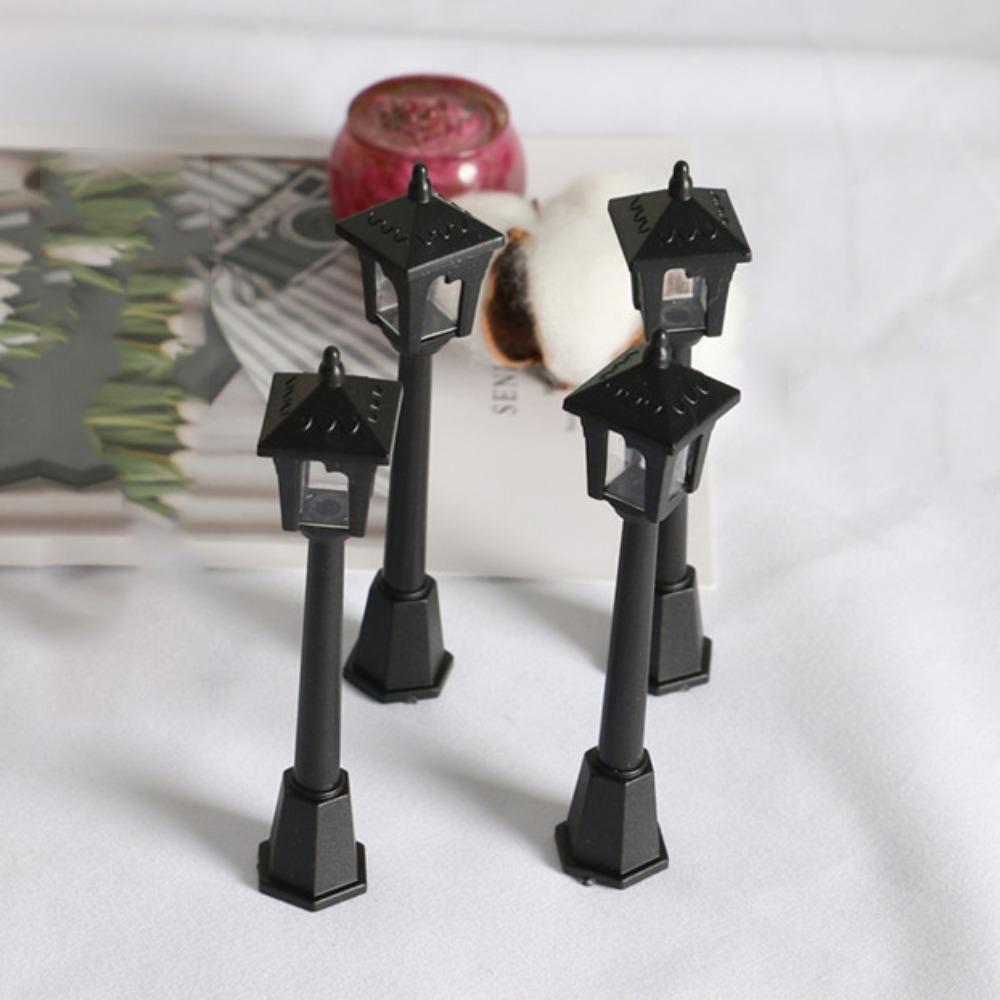 4pcs Post Lights Street Lamp Miniature Artificial Dollhouse Street Light DIY Home Decoration