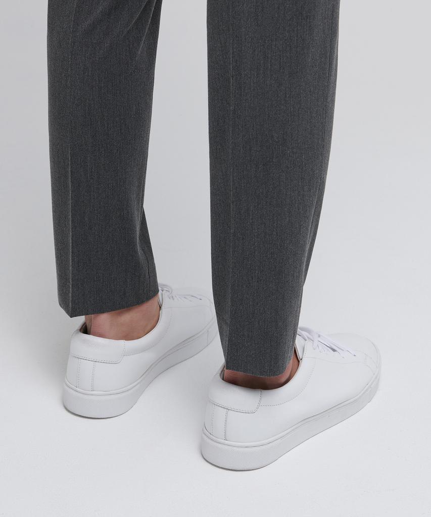 MUSINSA STANDARD Skinny Hidden Elastic Waist Crop Slacks [Medium Gray]