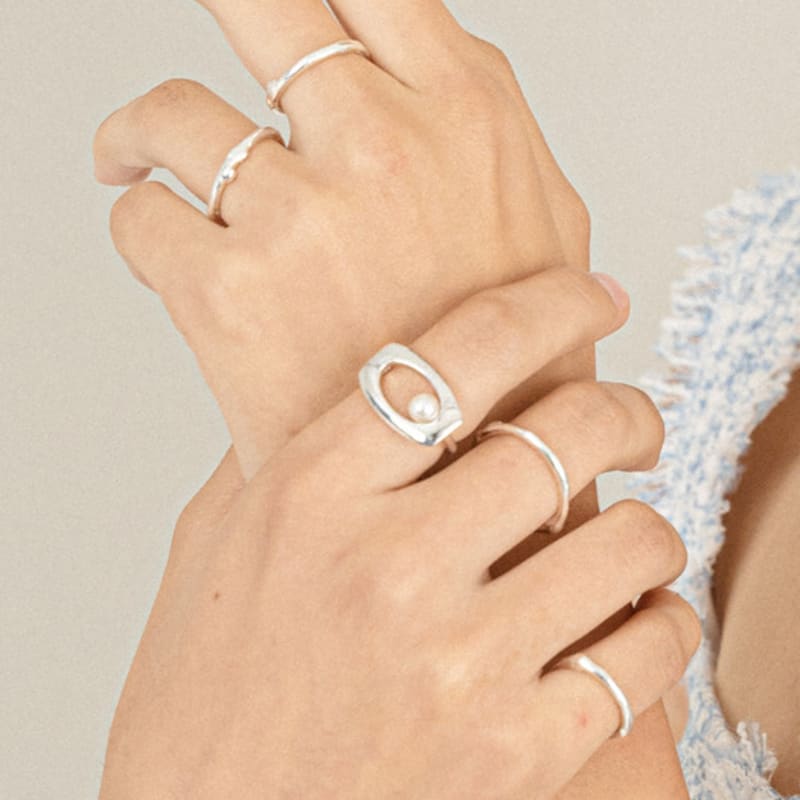 Ahndronico square link pearl ring