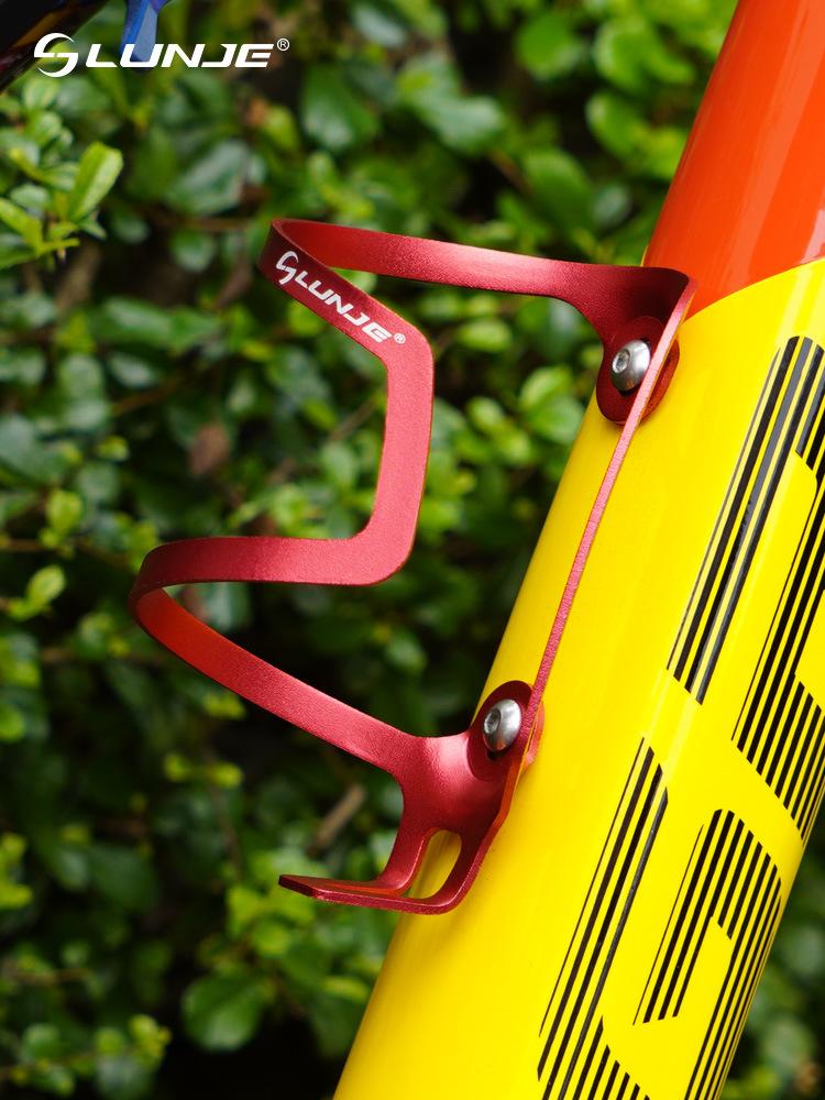 Держатель для бутылки воды для горного велосипеда Сверхлегкий из алюминиевого сплава Велосипедные флягодержатели Легкий кронштейн для велосипедной бутылки Велосипедные запчасти