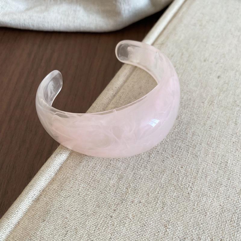 European and American Fashion High-End Marbled Acrylic Bangle Bracelet - Women's Versatile Hand Jewelry