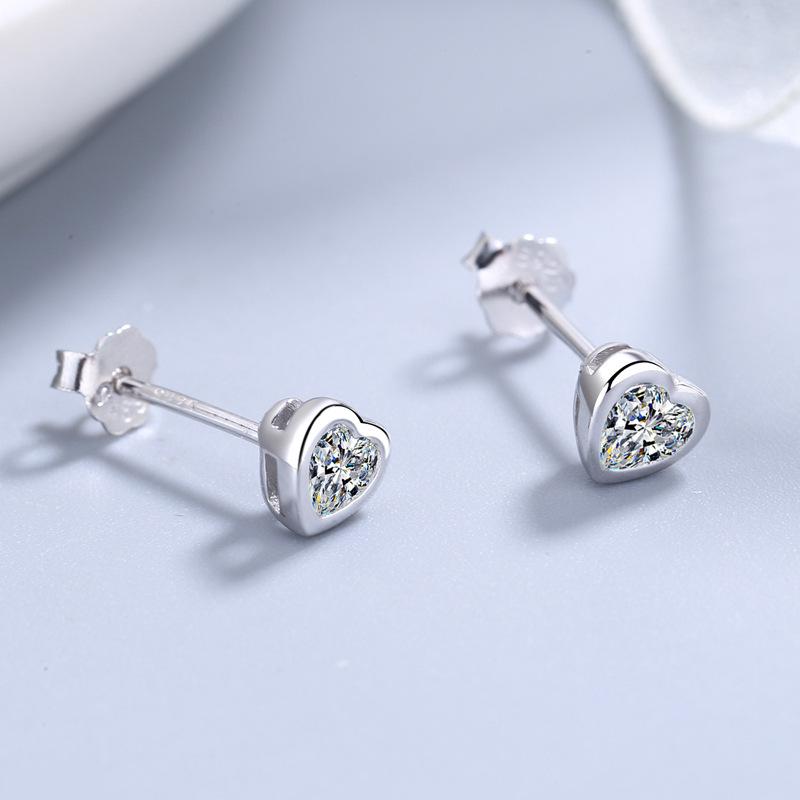 S925 Sterling Silver Earrings Korean Style Simple Love Heart Stud Earrings Diamond Heart-Shaped Earrings Silver Accessories