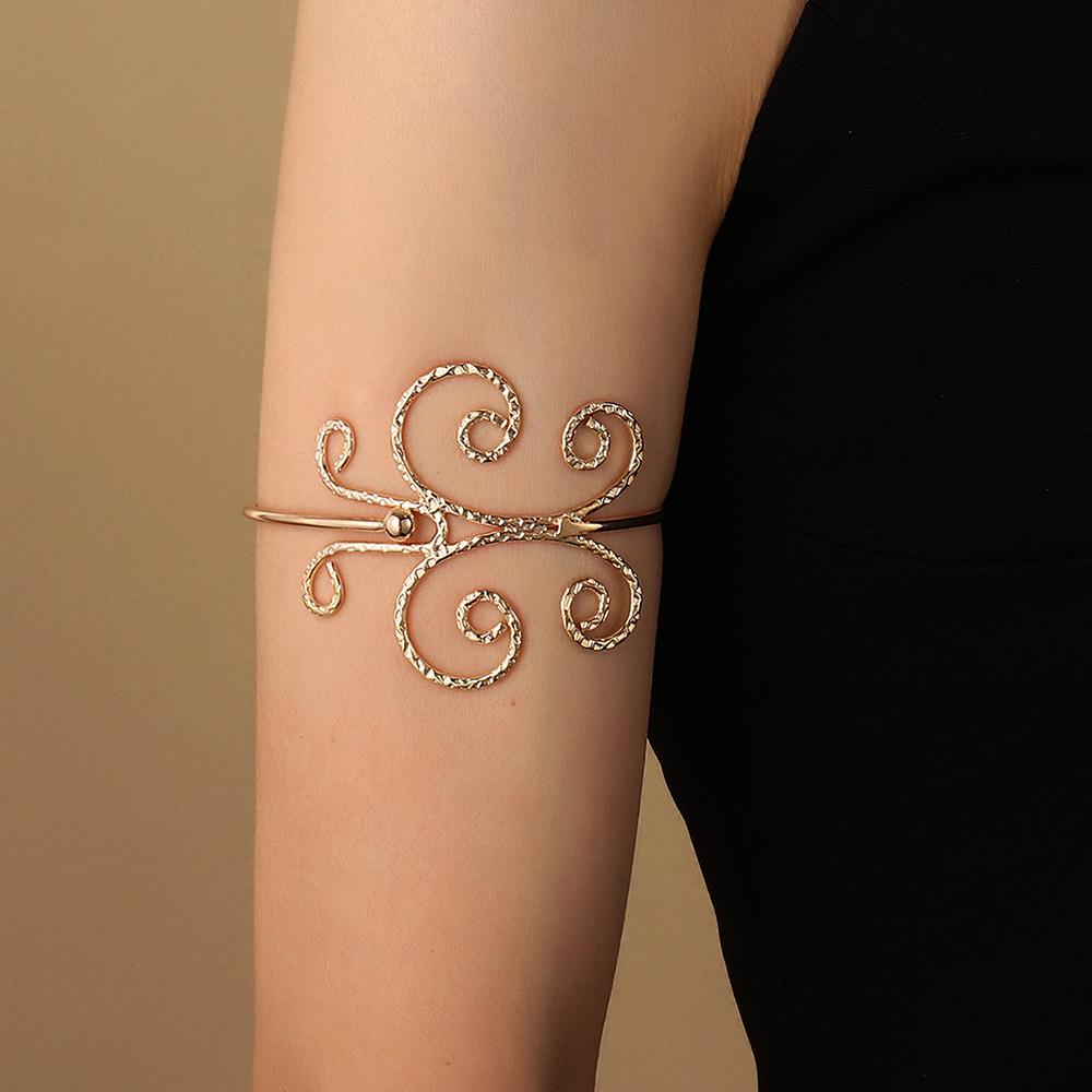 Popular Accessories Hollow Out Geometric Pattern Bracelet Leaf Butterfly Arm Chain