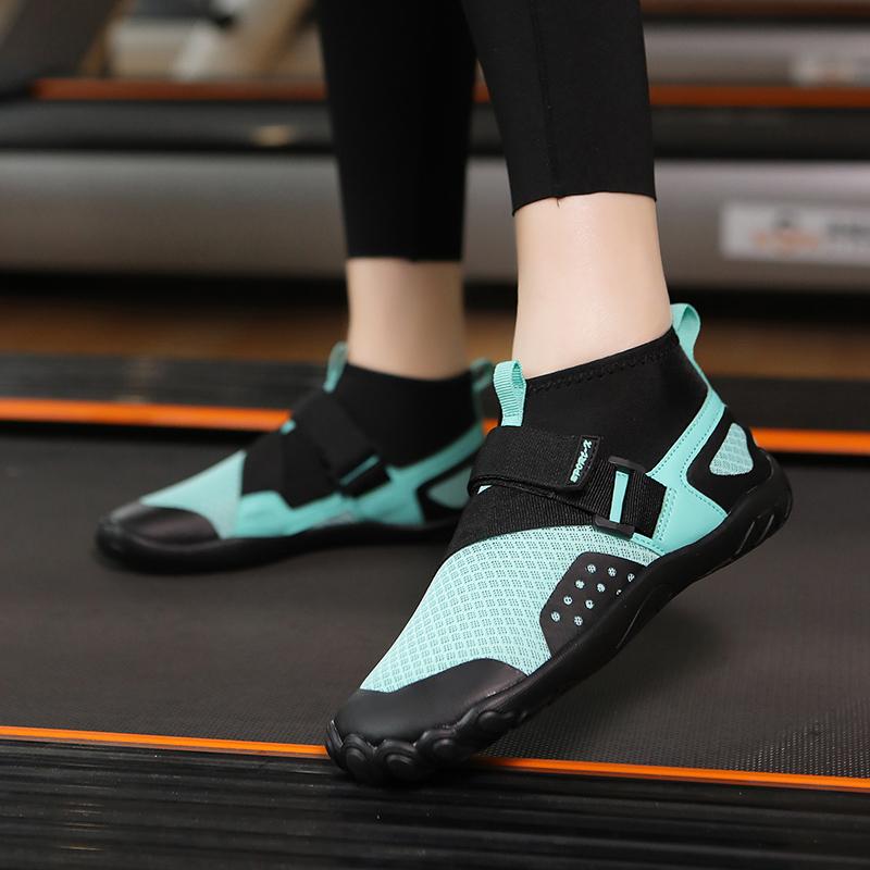 Water Shoes for Women Barefoot Beach Shoes Men Breathable Sport Shoe Quick Dry River Sea Aqua Shoes Sneakers Soft Beach Sneakers