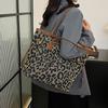 Модная сумка-хобо для通勤, высококлассная сумочка, женская сумка 2025 новая большая вместительная сумка-тоут на плечо с леопардовым принтом