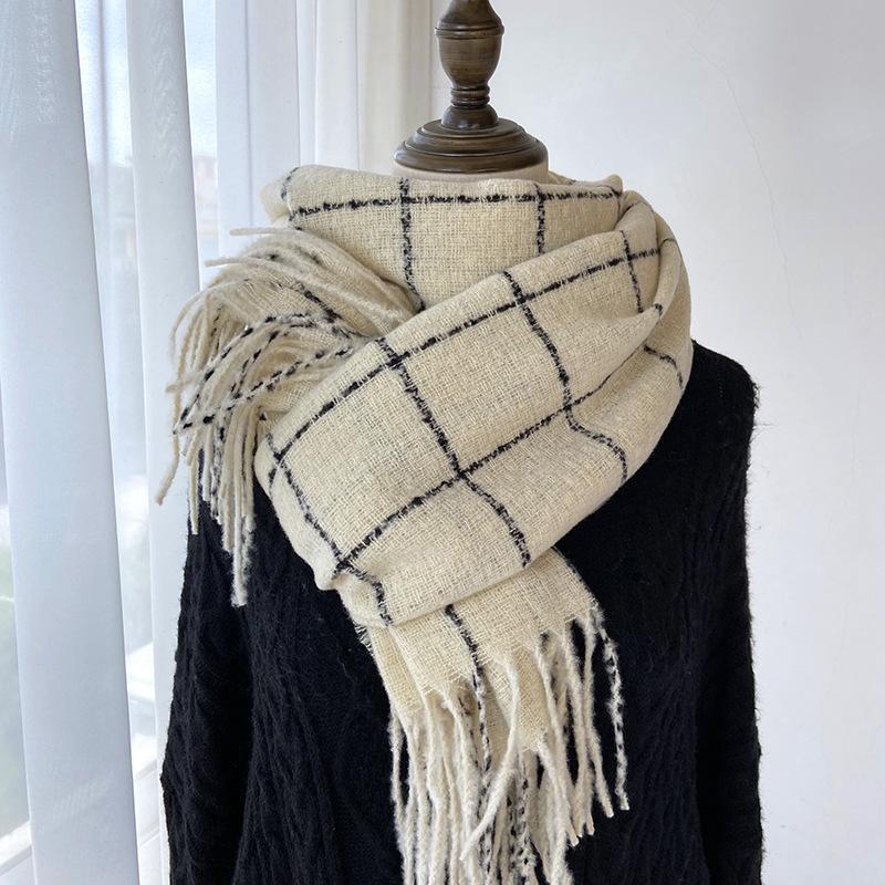 Cozy British Plaid Scarf with Tassels - Soft, Thick & Warm | Fashion Accessory for Fall/Winter