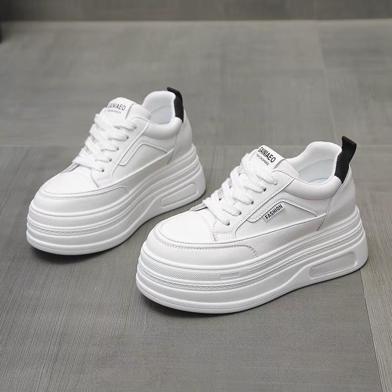 Little white shoes women's shoes new fashion thick sole heightening explosion versatile high sense sports and leisure board shoes