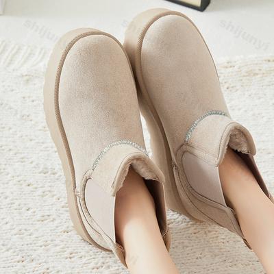 Модные женские зимние ботинки 2025 Зимние новые Утепленные Теплые Слипоны Хлопковые туфли Удобные Уличные Нескользящие Повышающие рост Повседневные туфли