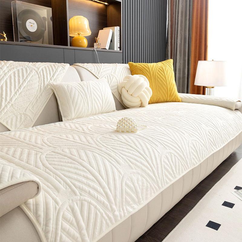 Кремовый ветер, плюшевая подушка для дивана, чехол для дивана в стиле ретро, ​​нескользящая подушка для дивана, осенний и зимний чехол для дивана, простой чехол.