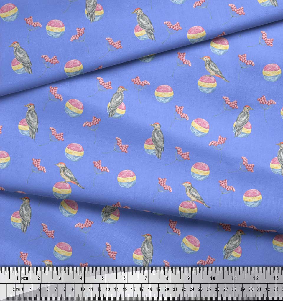 Soimoi Черная полиэстеровая креповая ткань с принтом красных ягод и птиц-дятлов по метрам 42 дюйма