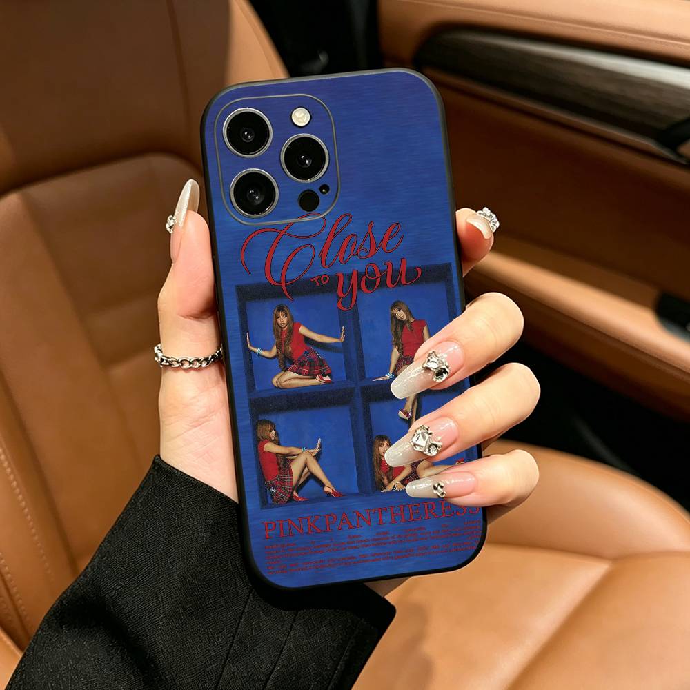 Уличный Микс Чехол PinkPantheress для iPhone 12 13 14 15 16 17 Pro Max, Легкий и практичный Мягкий Черный Чехол