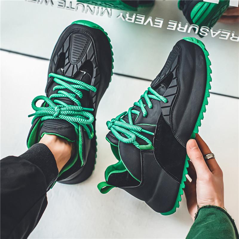 2024Новый мужской повседневный универсальный новый комплект обуви Sole Board, модная и повседневная кожаная внутренняя часть из коровьей кожи, увеличивающая рост обувь