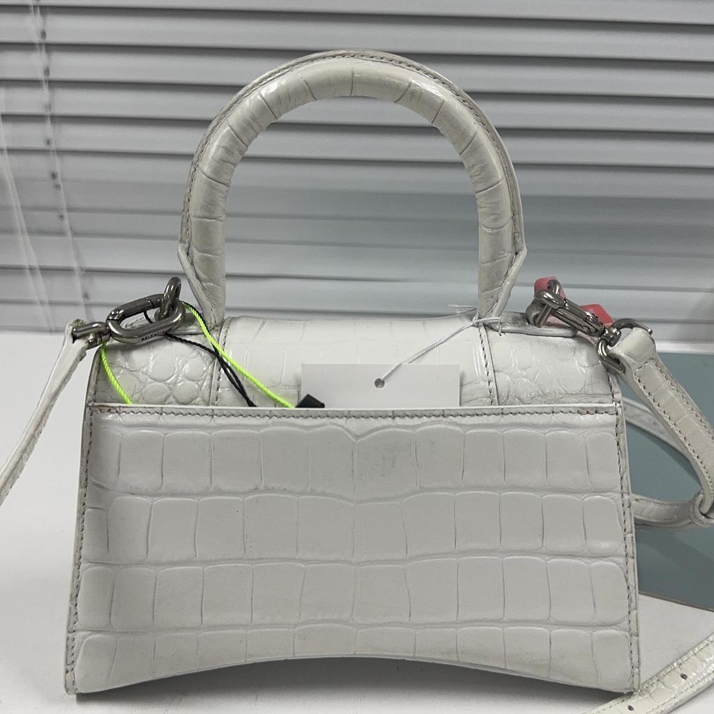 [Б/У] Сумка Balenciaga Hourglass XS с верхней ручкой 'Белый' - Хорошее состояние #UI3OQS