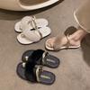 Niche High-end Flat-bottomed Slippers for Women's Outer Wear Summer New Fashion Casual Cover Toe Beach Sandals