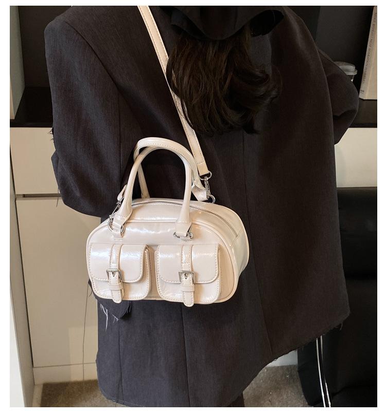 Популярная в этом году летняя маленькая женская сумка 2025 новая модная универсальная на плечо, кроссбоди, супер трендовая портативная сумка-подушка