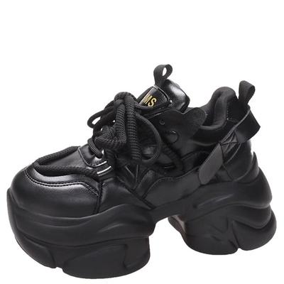 Модные коричневые туфли в стиле ретро для папы для женщин 2024 года, осенние и зимние кроссовки, новые легкие повседневные спортивные туфли на толстой подошве со скрытым каблуком