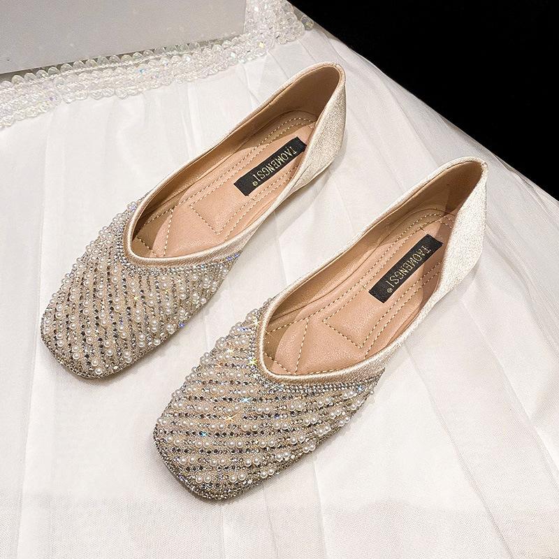 Женская обувь на плоской подошве, весна-лето, для девушек, дизайнерская обувь с круглым носком, повседневная обувь с кристаллами и жемчугом, модные мокасины без застежек, размеры 33-43