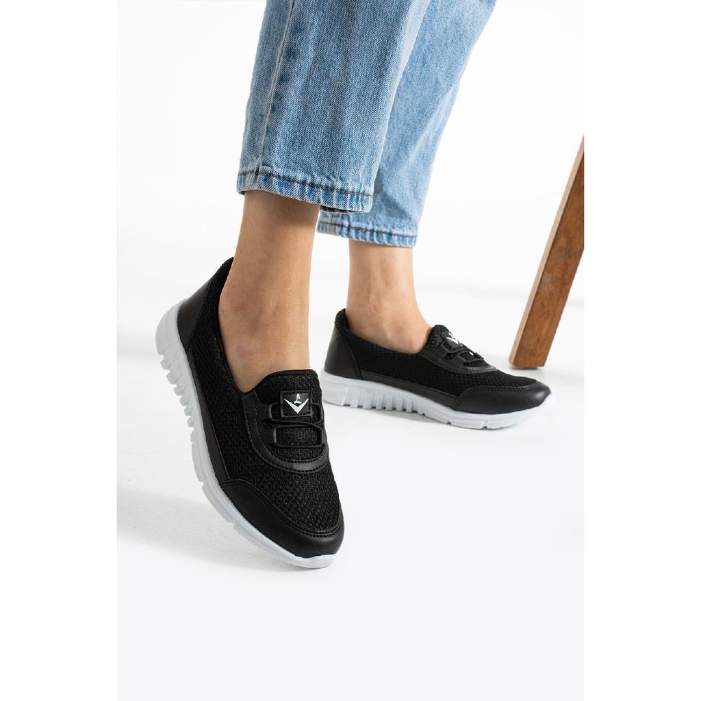 Women Sports Flat Shoes Light Orthopedic Base Mother Shoes