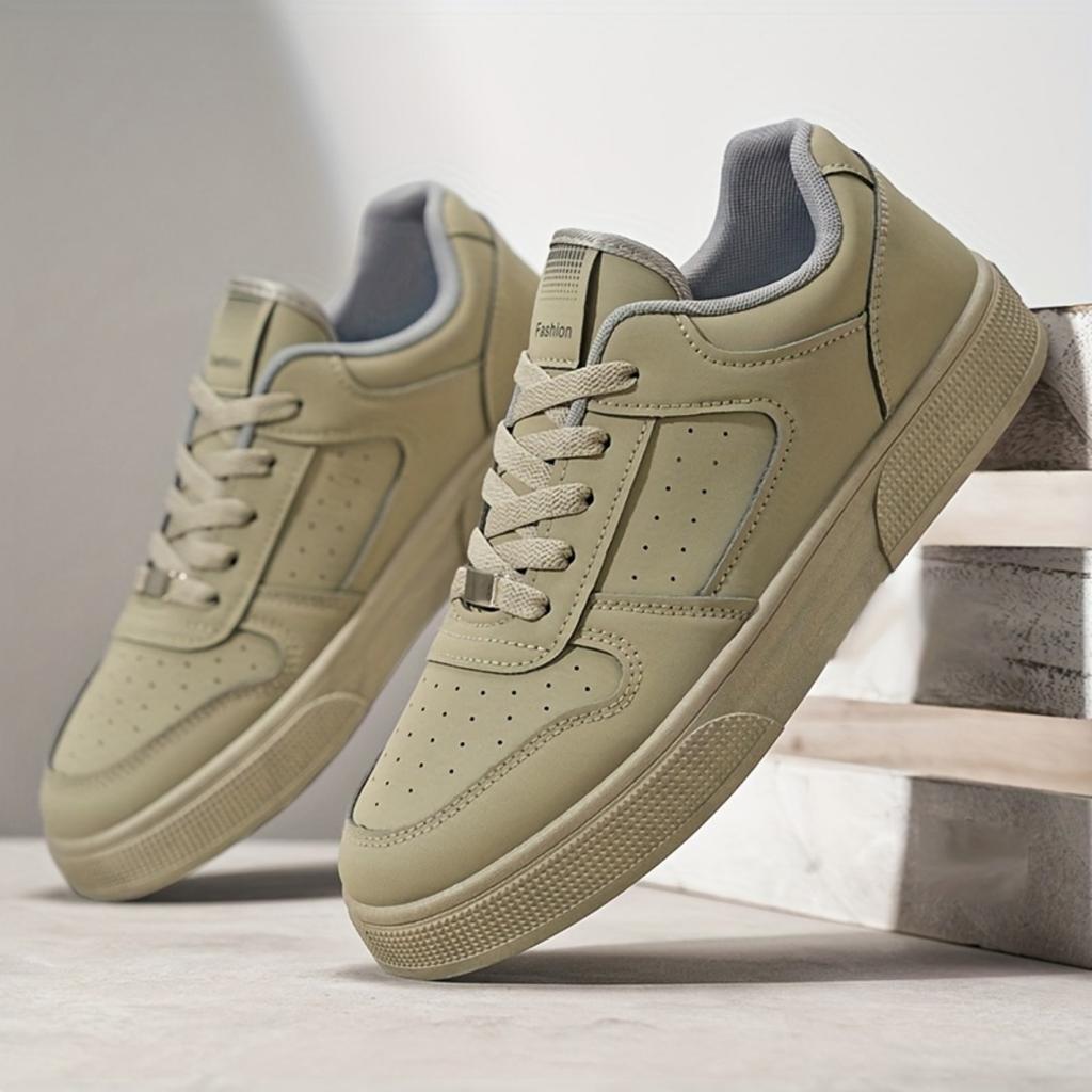 Дышащая обувь для скейтбординга - стильные черные низкие повседневные кроссовки с прочным верхом из полиуретана и подошвой из ПВХ, удобная шнуровка