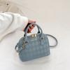 Fashionable Minimalist Shell Bag Stylish Crossbody For Casual Daily Commuting