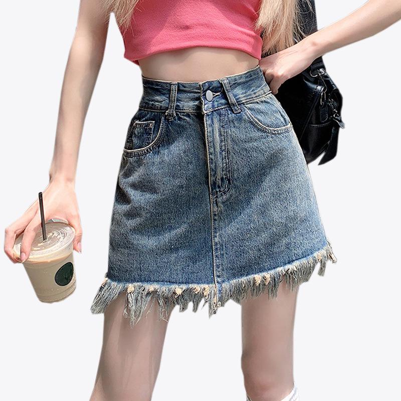 Классическая универсальная молодежная износостойкая юбка Полувинтажная юбка А-силуэта с принтом в виде талии Юбка с кисточками Необработанный край Женская летняя модная джинсовая короткая юбка