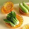 Набор круглых керамических сервировочных тарелок с имитацией ротанга