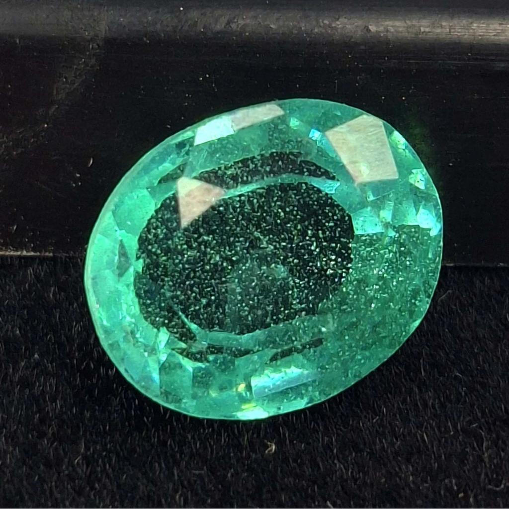 Oval Cut Natural Green Zambian Emerald 7-9 Ct Beautiful Certified Gemstone