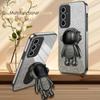 Чехол-держатель с покрытием космонавта для Samsung Galaxy S24 S23 S22 Ultra A54 A34 A24 A14 A13 A23 A33 A53 A52 A51/Redmi Note 12 11, силиконовая задняя крышка-подставка