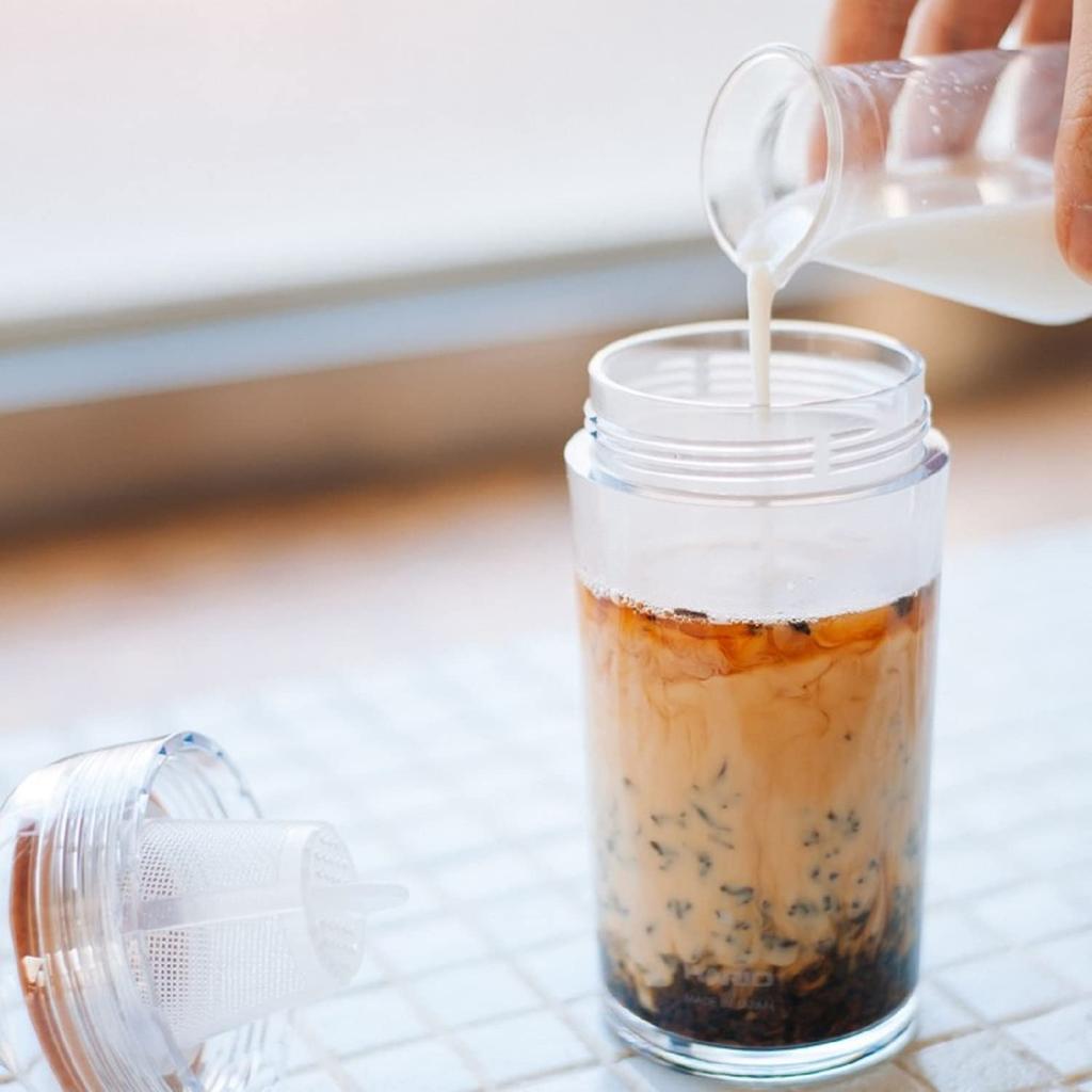 Бутылка HARIO портативная дымчато-розовая смола длина и ширина 400 мл поставляется с ситечком для чая подарочный подарочный фильтр-в FIBP-40-SPR