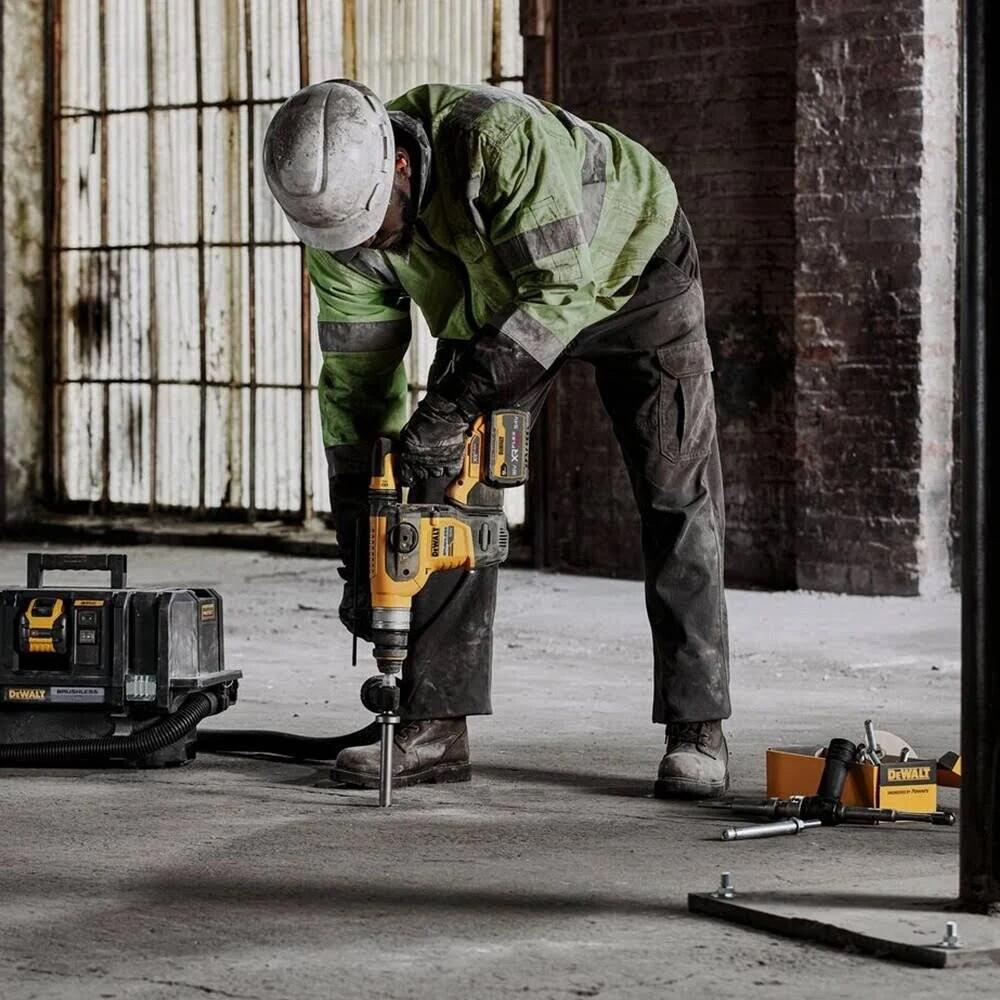 Аккумуляторный комбинированный перфоратор DeWalt DCH416NT-XJ