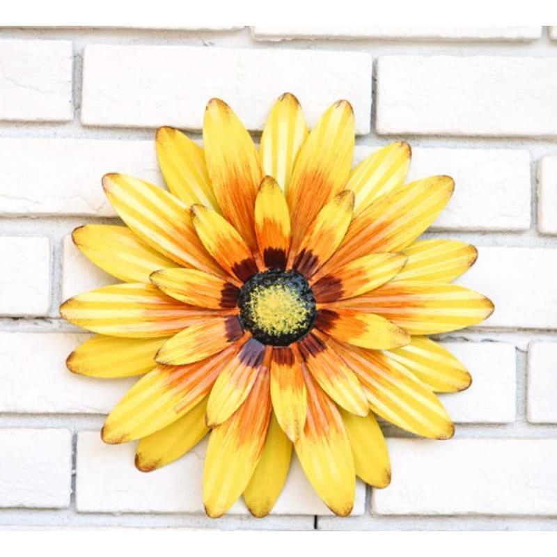 Hot Sale Beautiful 3D Flower Decoration 2025 New Metal Daisy Wall Hanging Decoration Suitable Household Gate Pendant Decorative