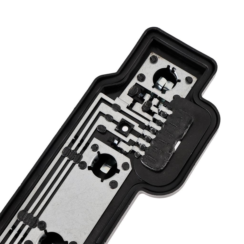 Right Rear Tail Light Bulb Holder Carrier 2K5945258A For VW Caddy 2004-2014