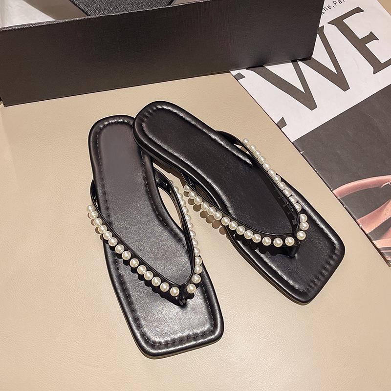 Модные босоножки с жемчугом, тапочки с квадратным носком, сандалии с открытым носком, женские шлепанцы на плоской подошве для отдыха, летние новые женские шлепанцы 2024 года
