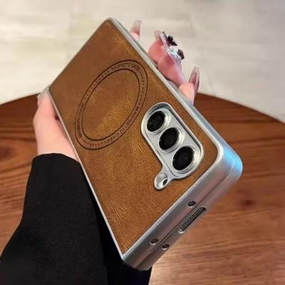 Роскошный деловой ретро кожаный чехол для телефона для Samsung Galaxy Z Fold 7 6 5 4 3 Магнитная беспроводная зарядка Жесткий противоударный чехол